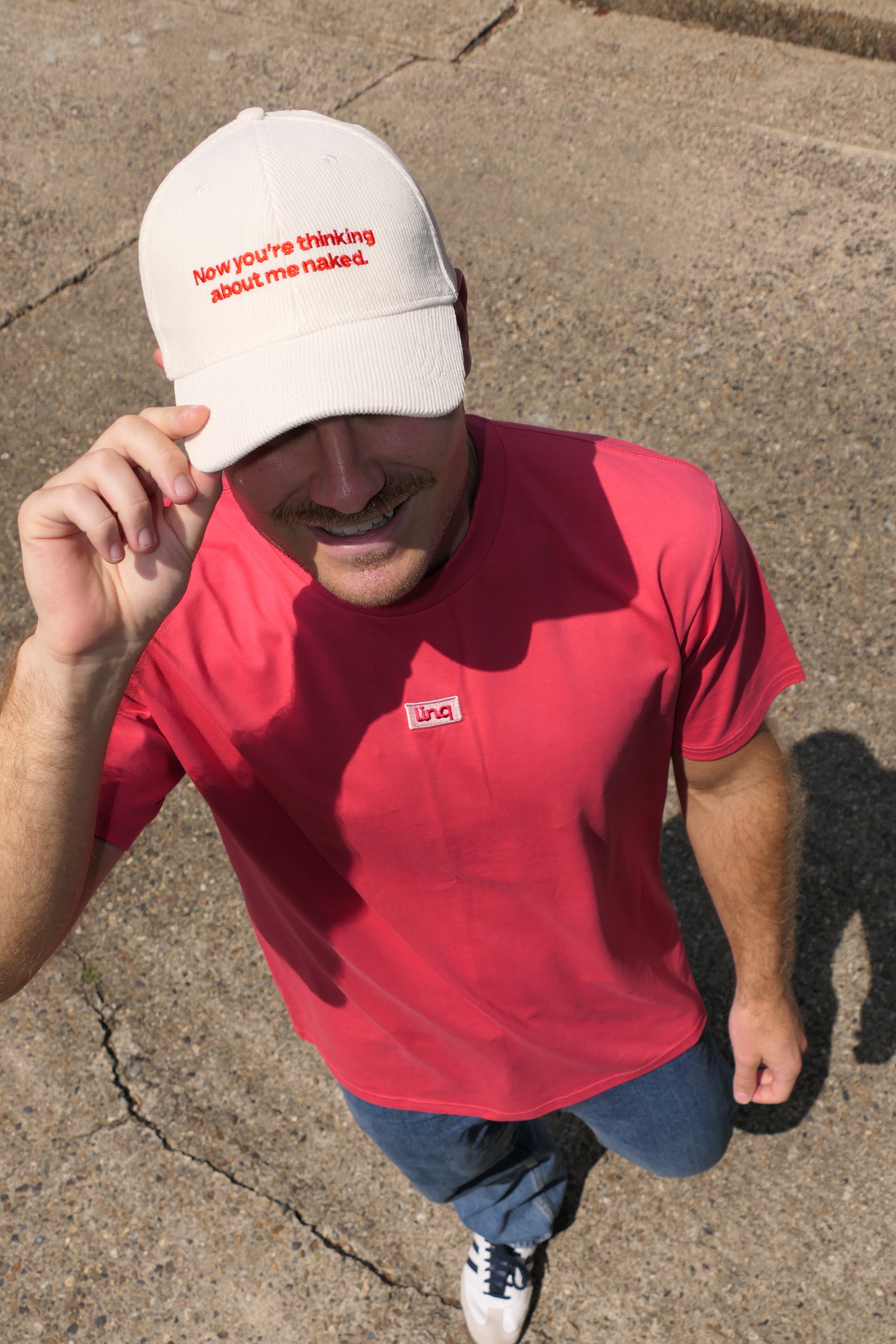 Model is 5'10" and wearing a Large